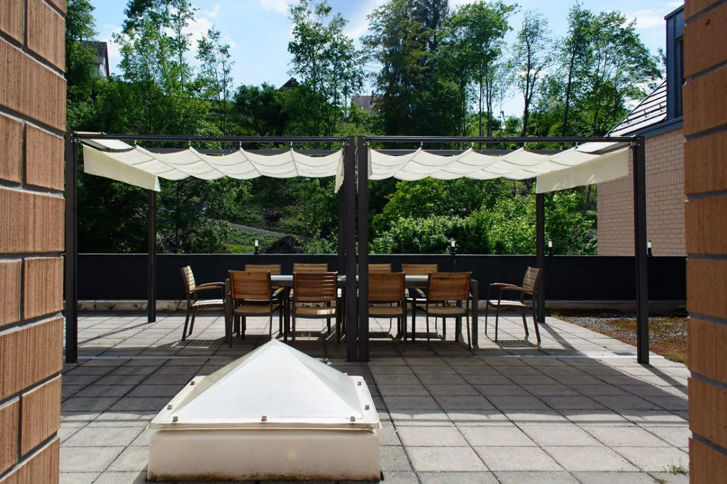 Spazio commerciale ampliato con sala riunioni separata - Foto 10 di 10