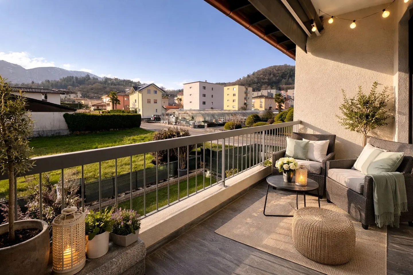 Casa gemella con charme, luce e giardino | Doppelhaushälfte mit Charme, Licht und Garten - Foto 7 di 13