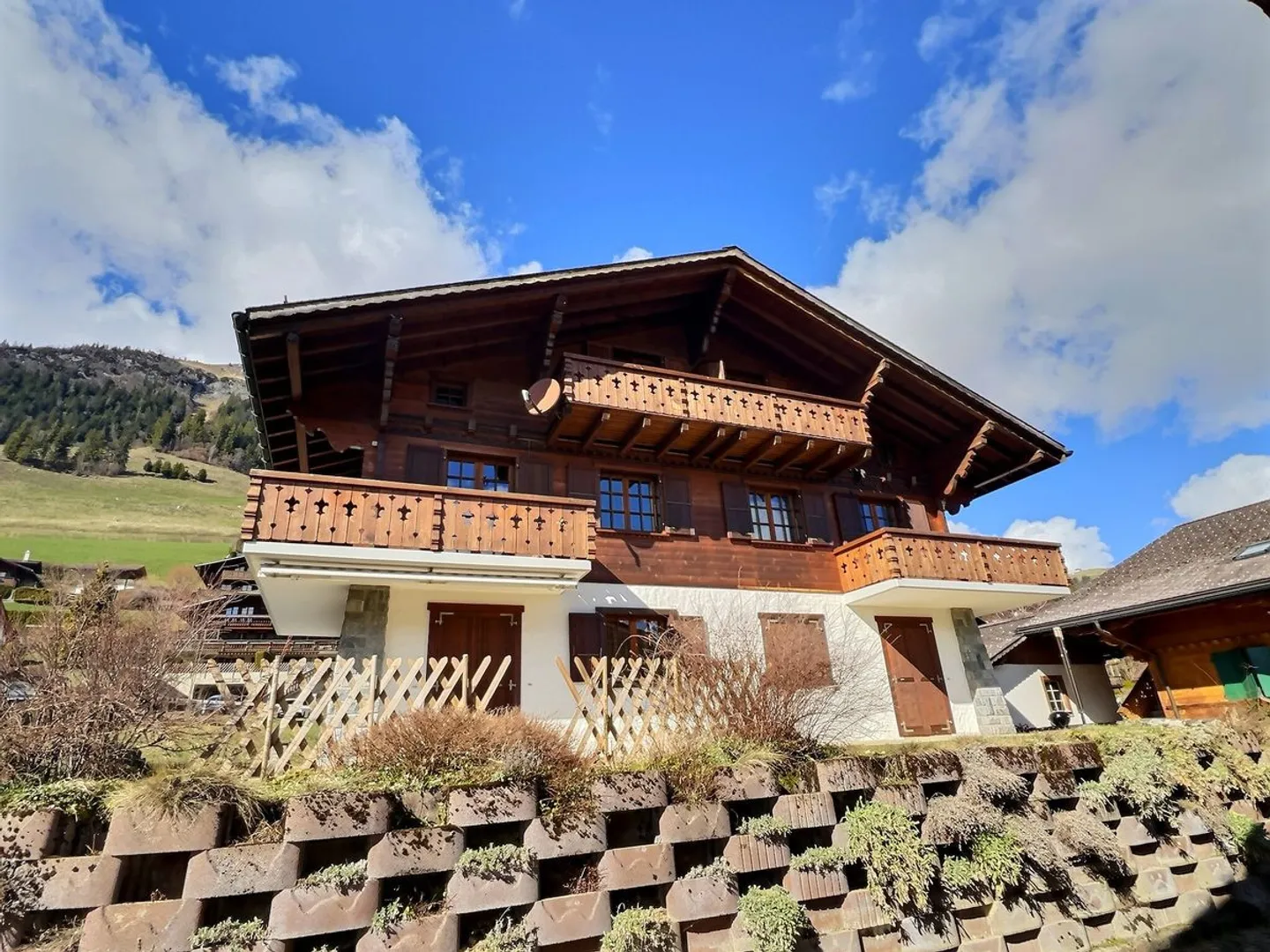 Duplex mansardato piacevole in vendita a Château-d'Oex - Foto 1 di 13