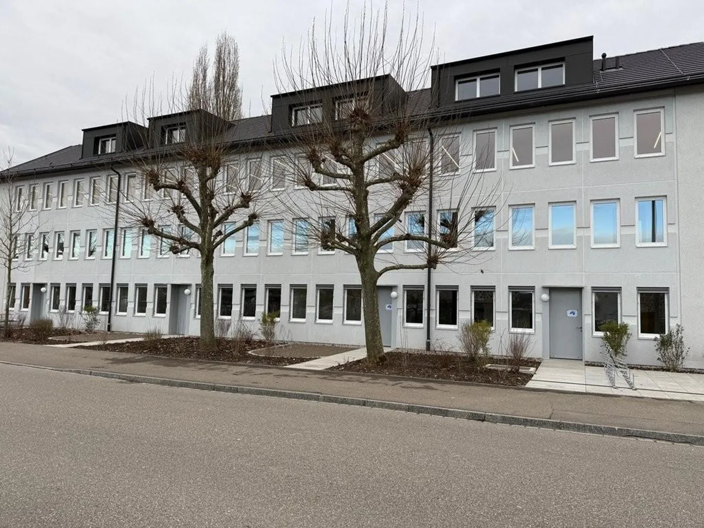 Appartamento moderno e luminoso dopo la prima occupazione - Foto 1 di 6