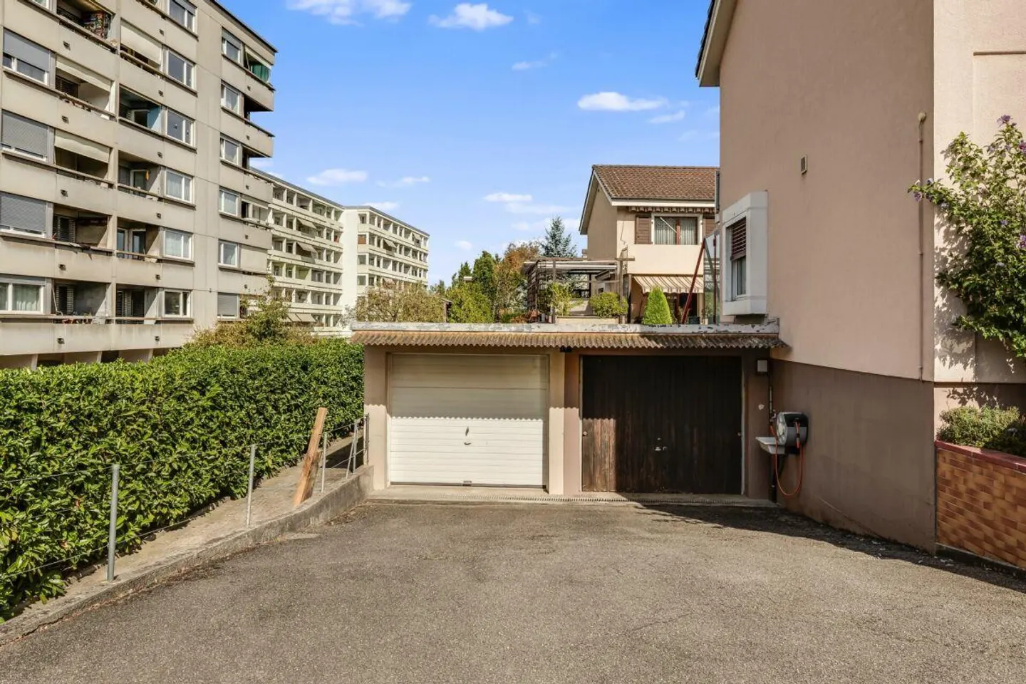 Accogliente casa unifamiliare a schiera con 4 camere e ampio spazio esterno e garage privato - Foto 12 di 13
