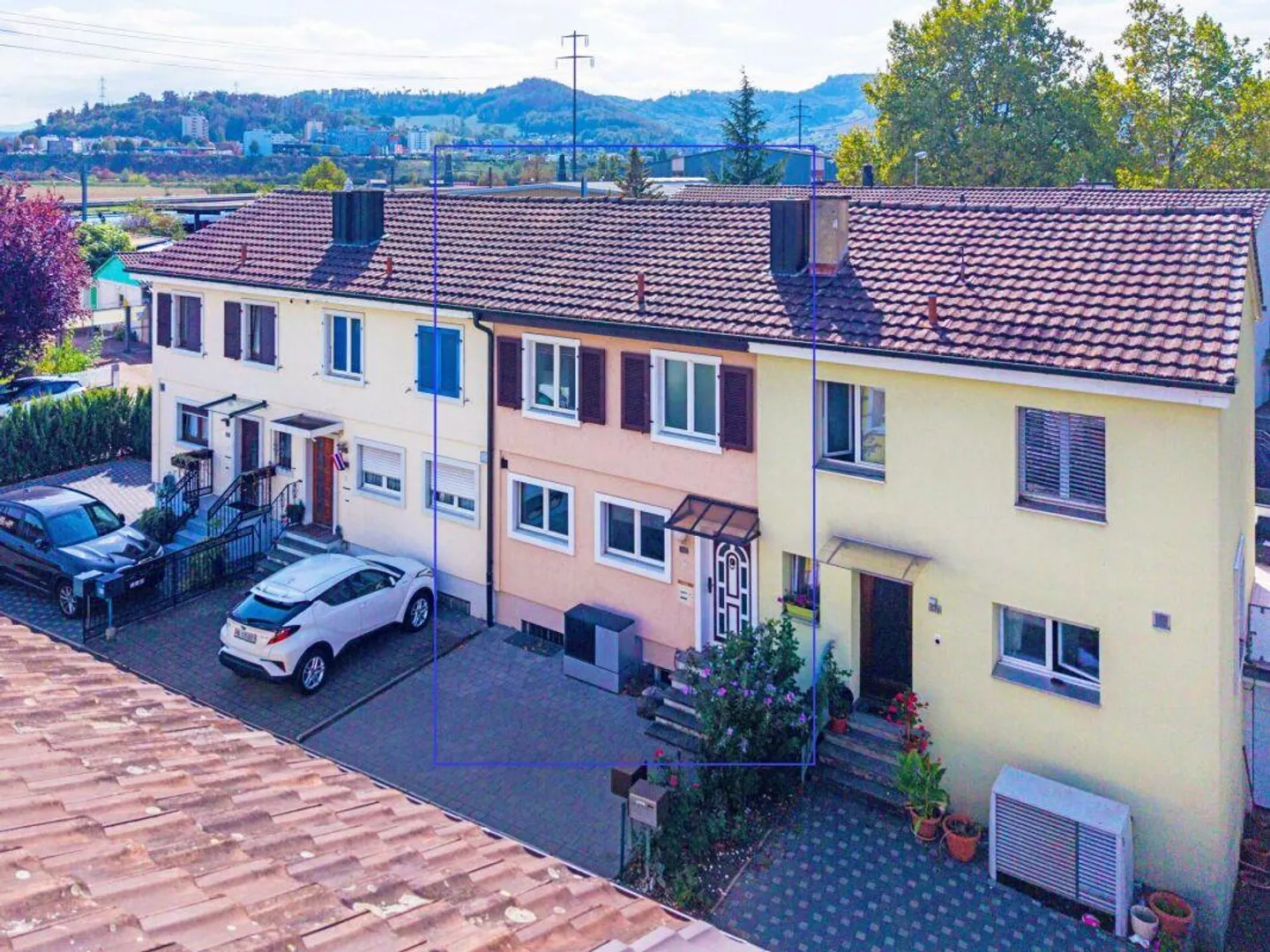 Accogliente casa unifamiliare a schiera con 4 camere e ampio spazio esterno e garage privato - Foto 13 di 13