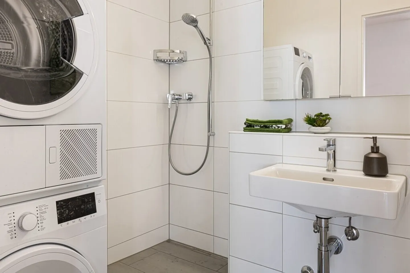 Visit - Move In - Feel Good - Photo 7 of 7