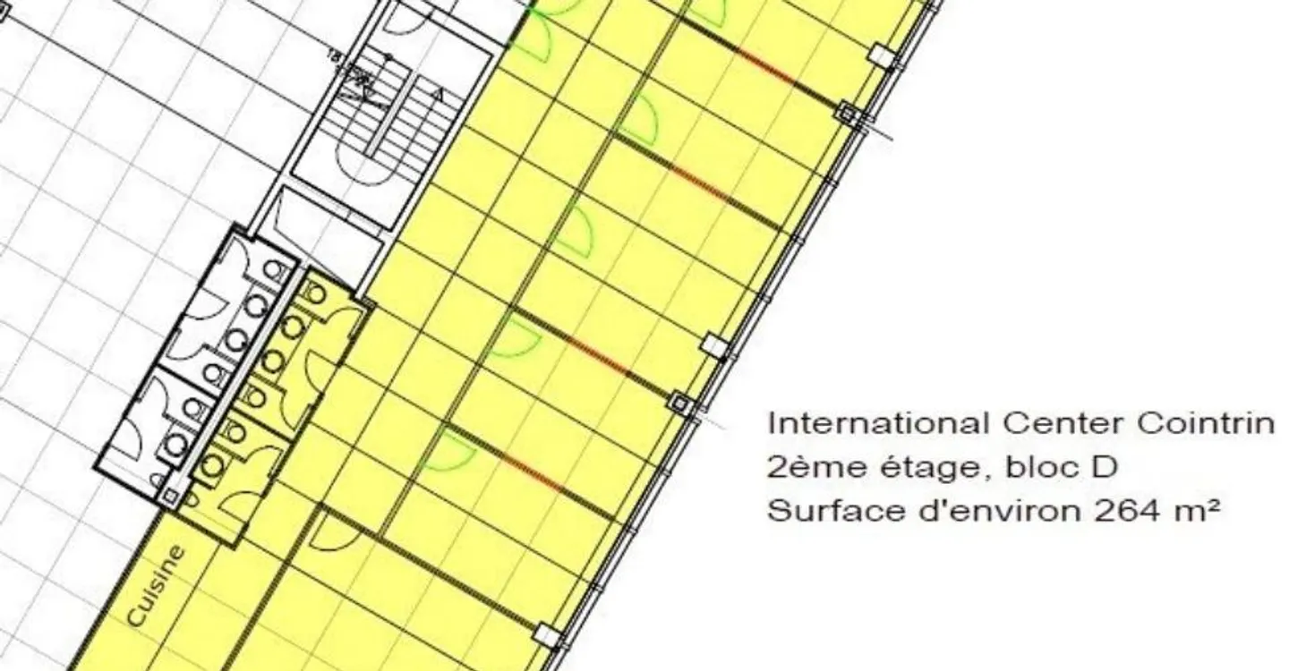 Bright surface of 264 m2 just steps from the airport - Photo 7 of 9