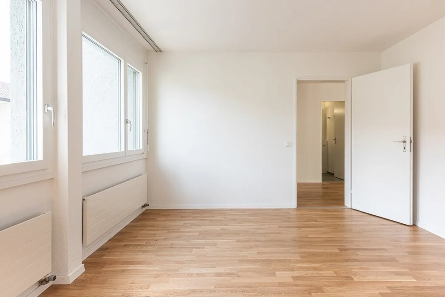 Visit - Move In - Feel Good - Photo 3 of 7