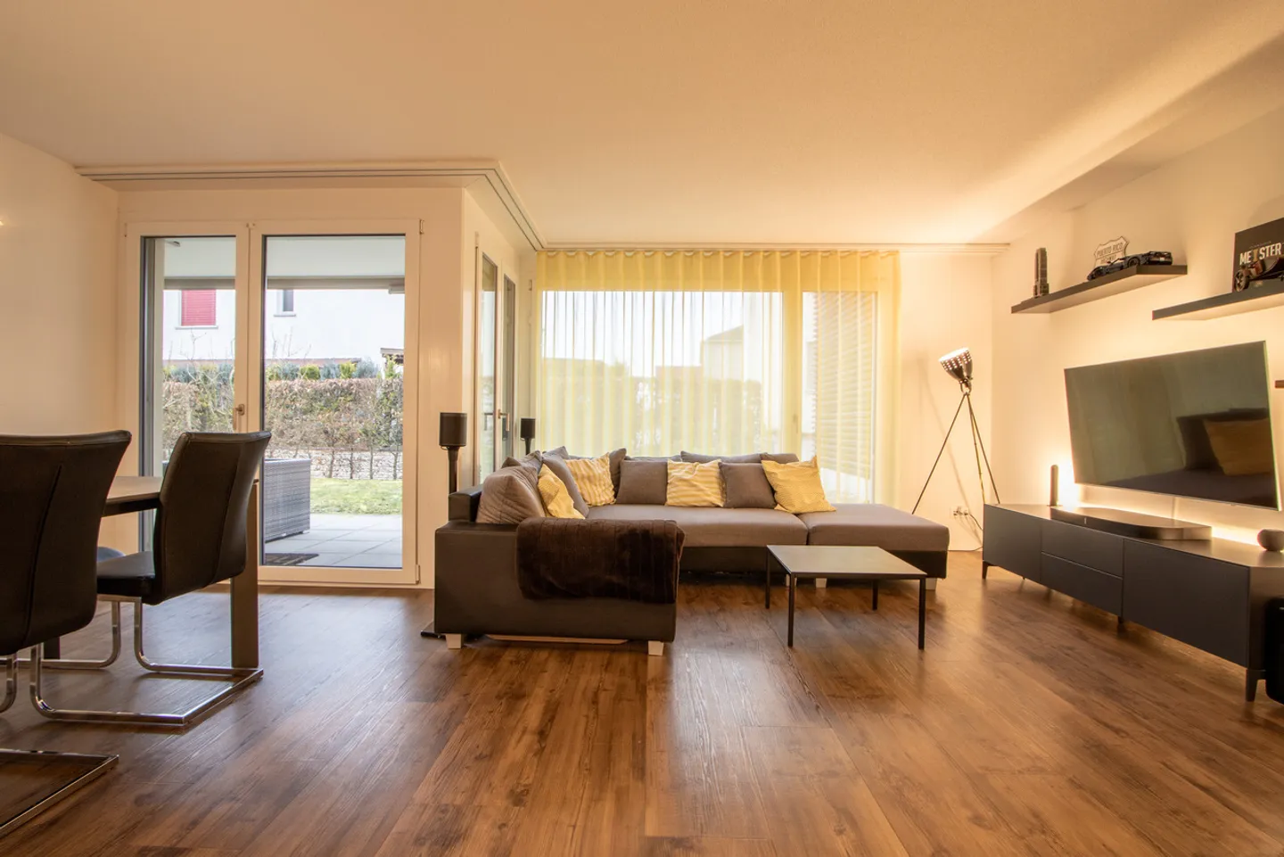 Moderne 2,5-Zimmer-Wohnung in Erlach - Foto 5 von 9