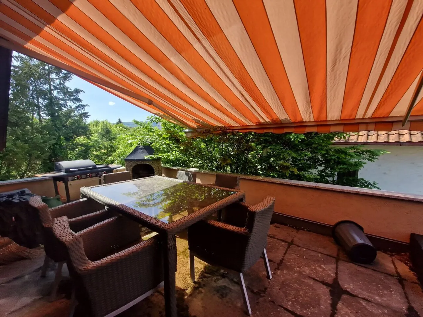 Haus mit 12 Zimmern - Foto 10 von 13