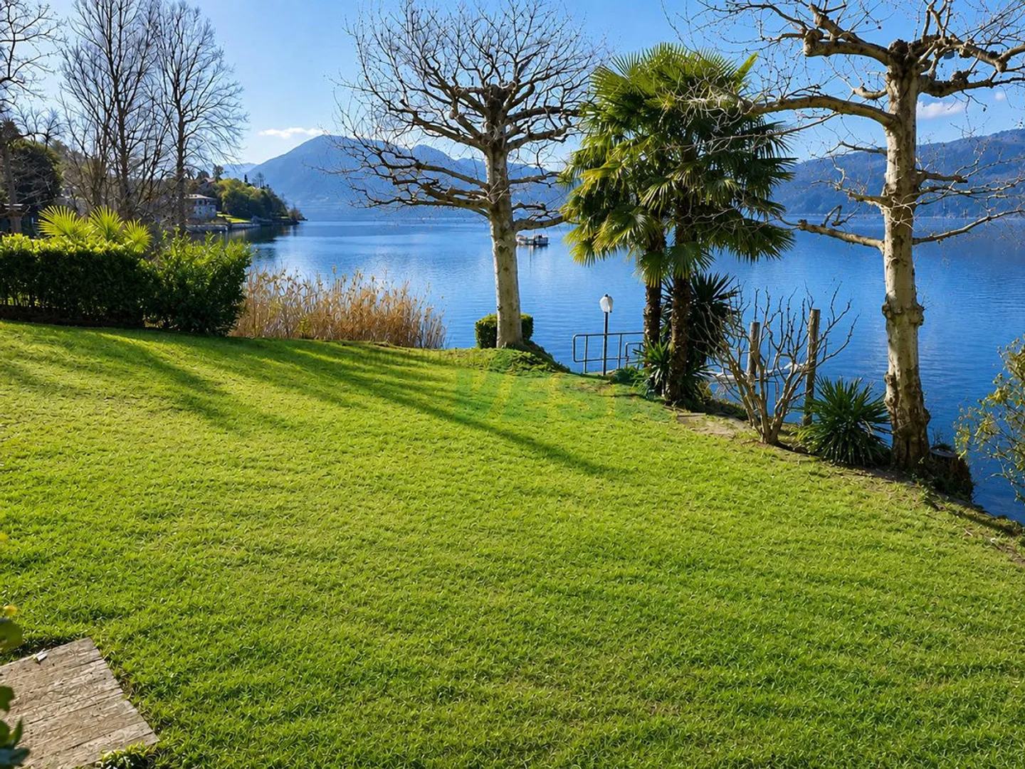 Stunning 4.5-room penthouse with spectacular lake view - Photo 10 of 11