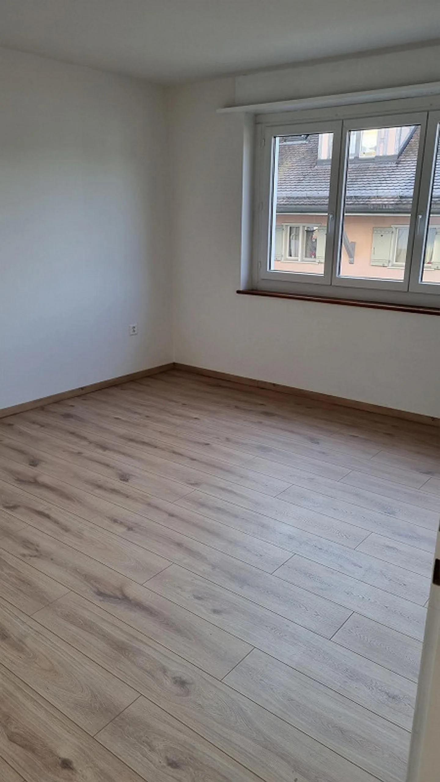 Appartement lumineux, convivial et très pratique au centre de Rheineck - Photo 6 sur 8