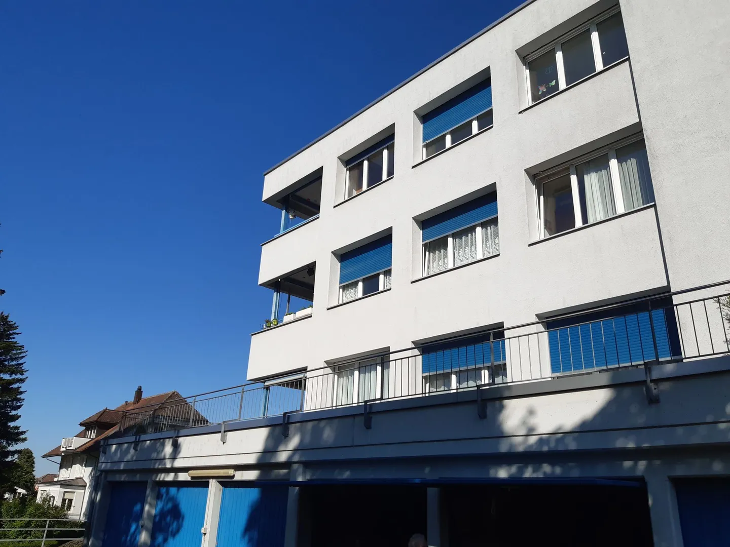 4 1/2 pièces lumineuses avec balcon - Photo 1 sur 12