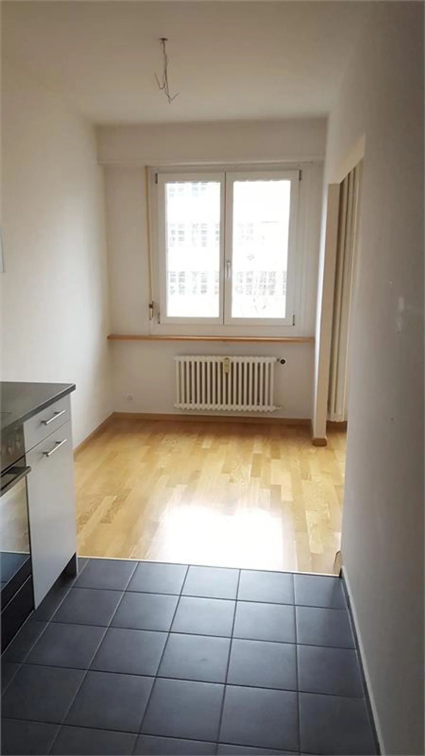 2-room apartment in the trendy district of Gundeli (Heiliggeistkirche) - Photo 2 of 7