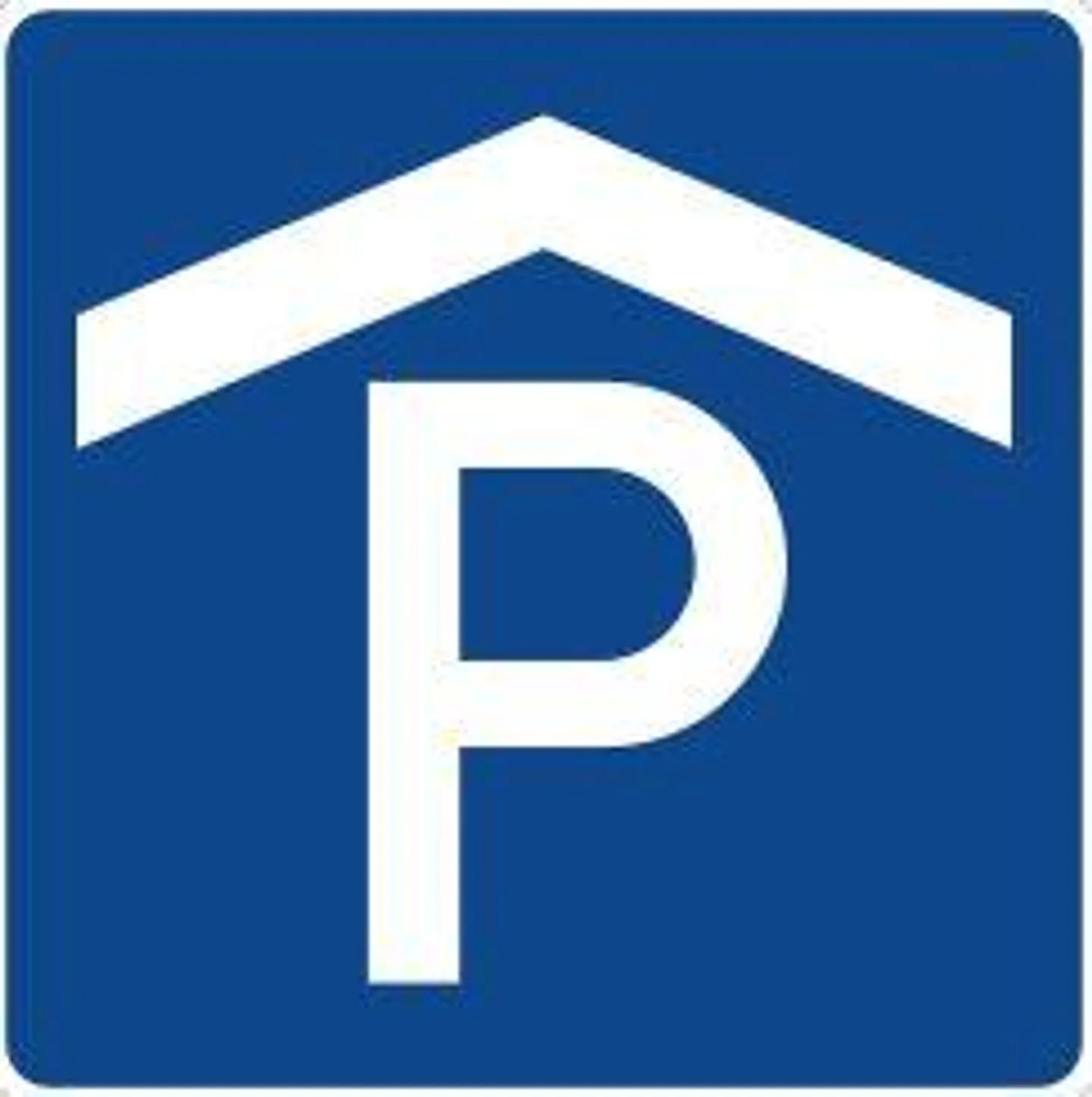 Place de parking/espace de stockage dans un garage double dans une maison individuelle - Photo 1 sur 1