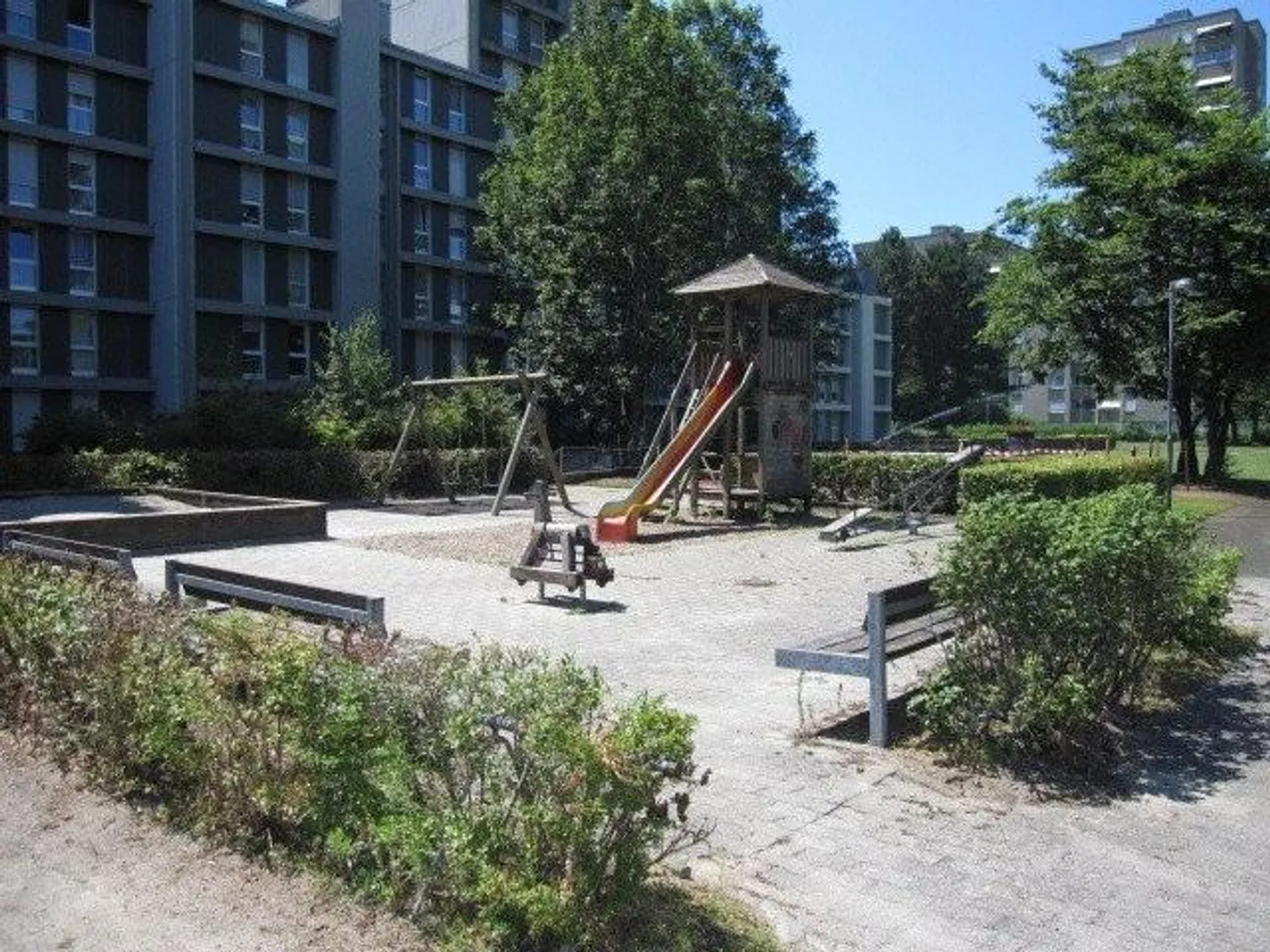 Bern-Kleefeld: beautiful 4.5 room apartment with 2 balconies - Photo 3 of 7
