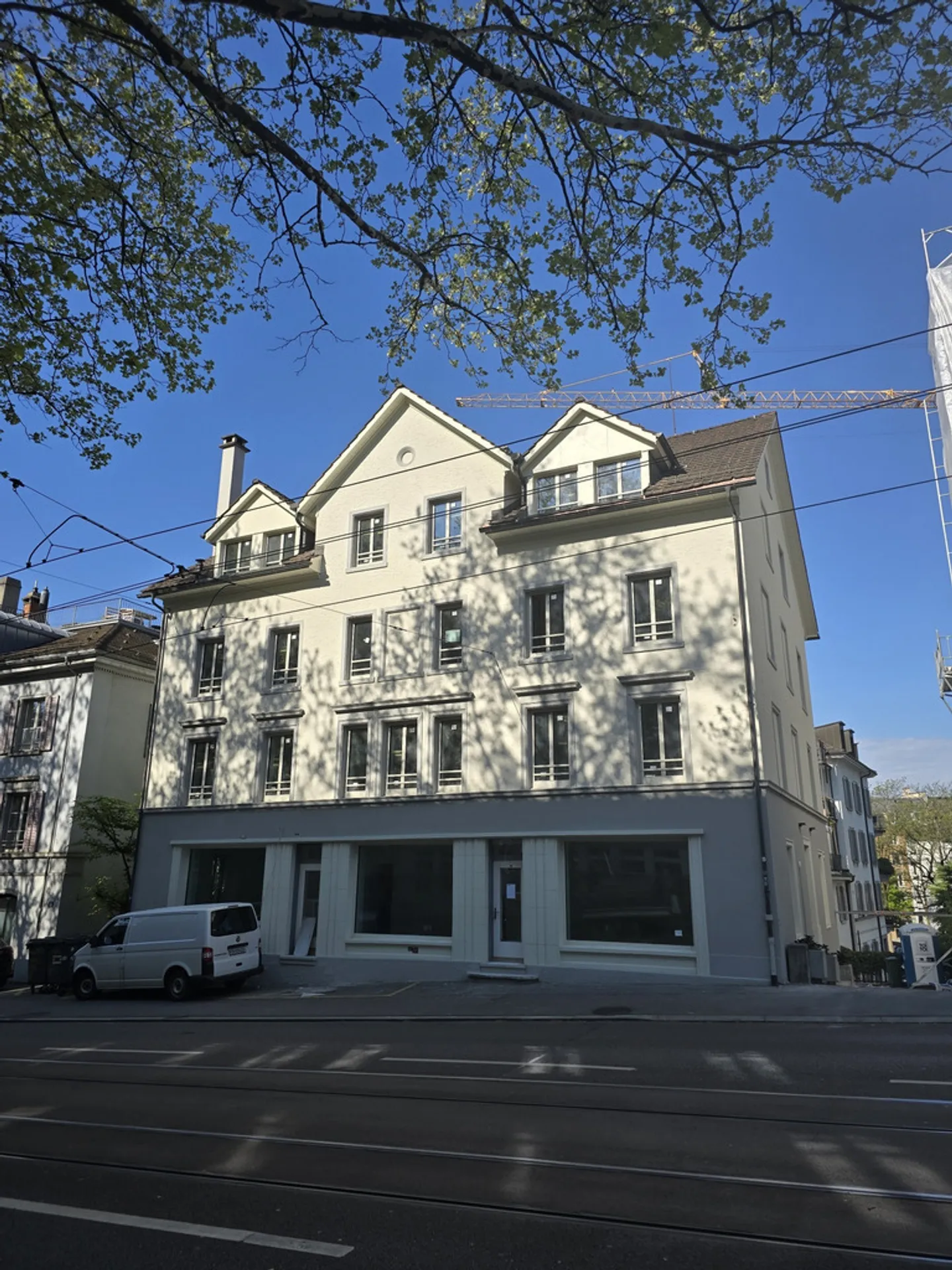 Charmante Maisonette in Zürich - Foto 1 von 11