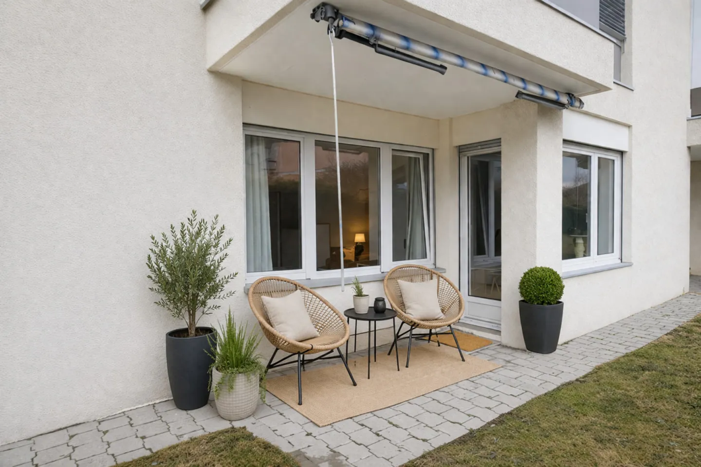 SIERRE - Charming 2.5 room apartment with sunny terrace - Photo 1 of 6