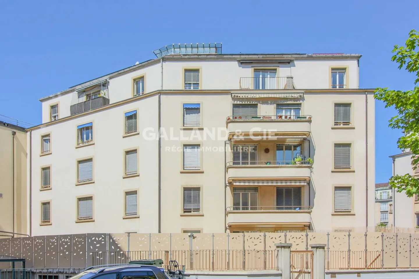 Vollständig renovierte 3-Zimmer-Wohnung im 3. Stock mit Balkon - Foto 1 von 1