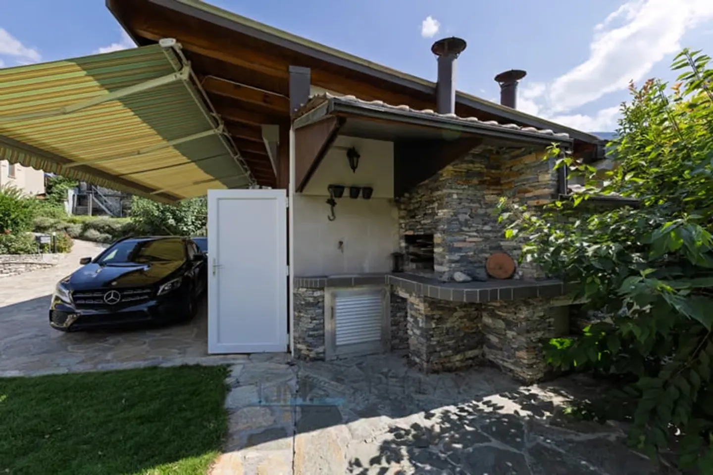 Magnifique villa de 6.5 pièces à Granges VS - Charme, espace et tranquilité - Photo 8 of 13