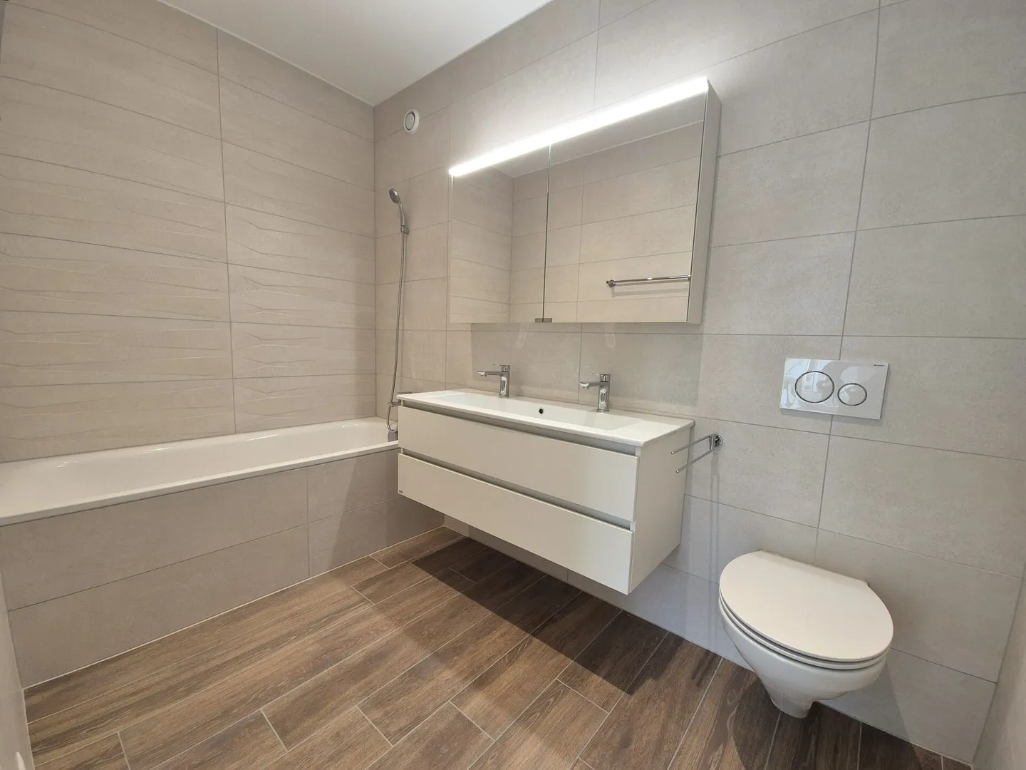 Berges 3 - 4.5 room apartment on the 3rd floor - Photo 6 of 11