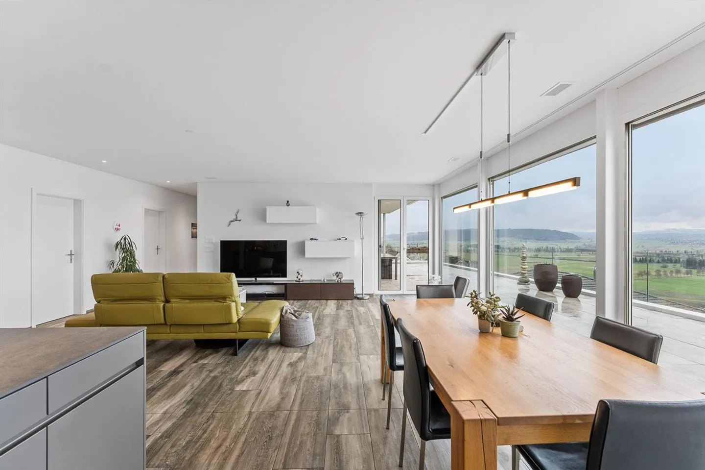 Enjoy the panoramic view from the spacious terrace! - Photo 4 of 13