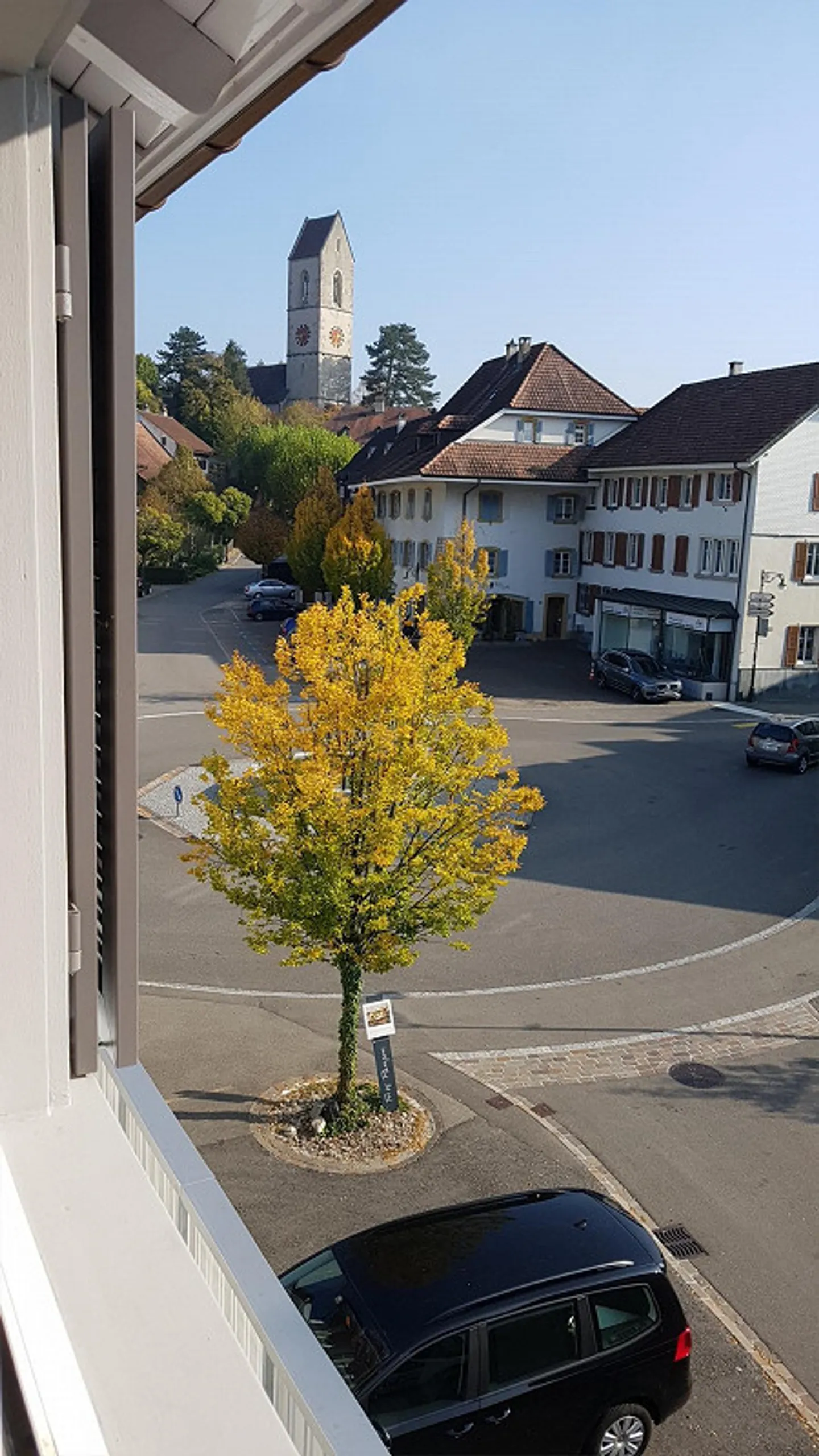 4.5 room apartment directly at the village square - Photo 3 of 15