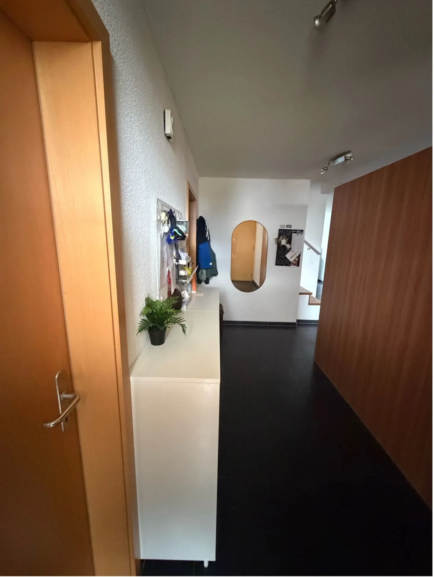 Modern, well-kept terraced house - Photo 5 of 10