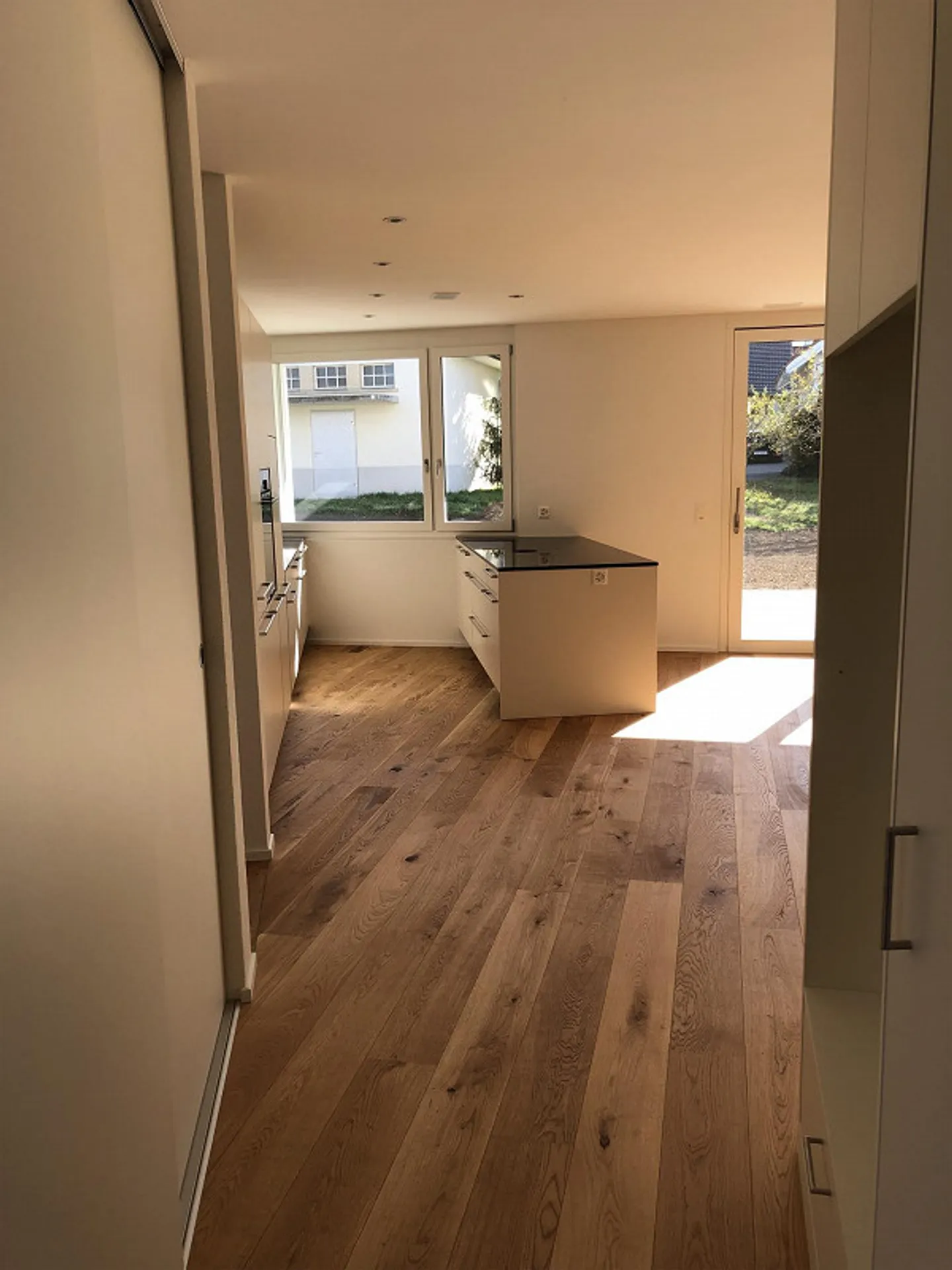 Appartamento moderno di 4,5 locali con standard Minergie a Lyss - Foto 1 di 13