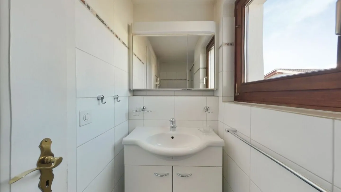 Affitto temporaneo: Casa unifamiliare indipendente fino al 03/2027 - Foto 4 di 17