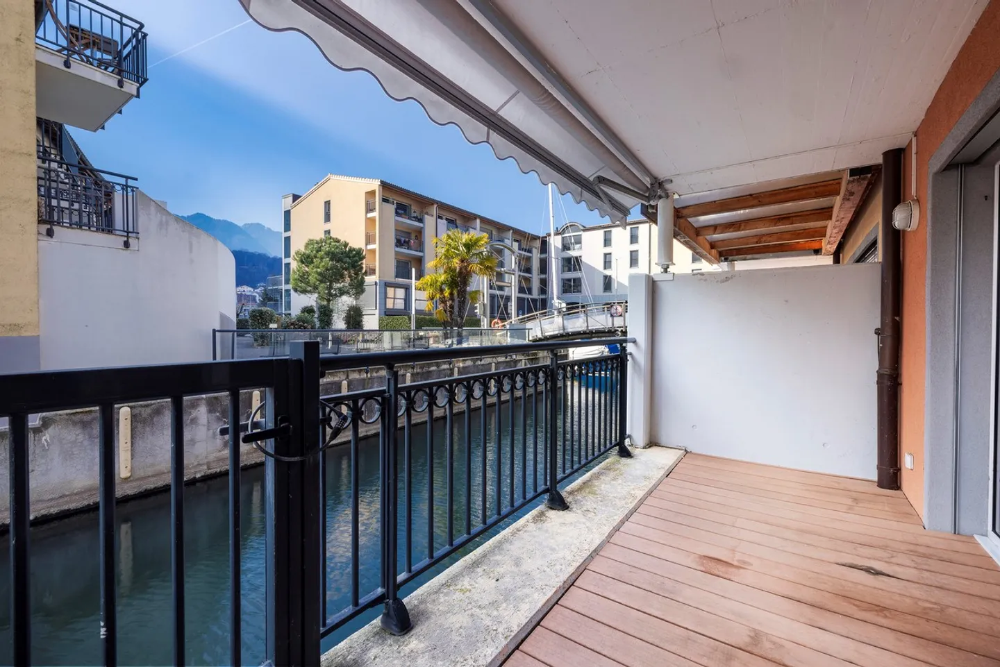 Villa at the Marina - A Touch of Vacation All Year Round! - Photo 11 of 13