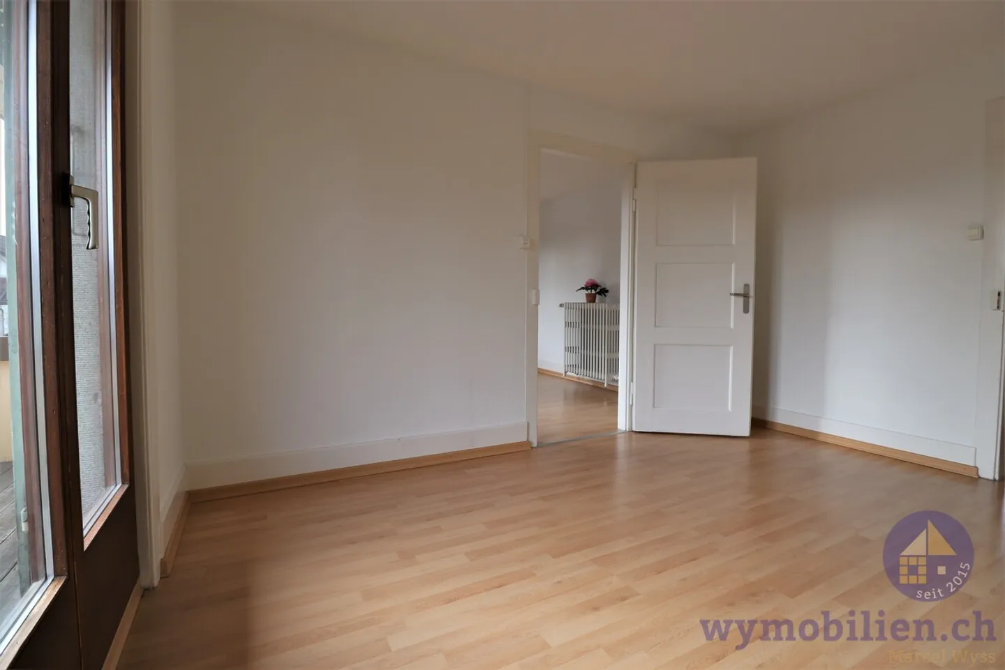 Appartement central de 4,5 pièces à Kirchberg - Photo 3 sur 12