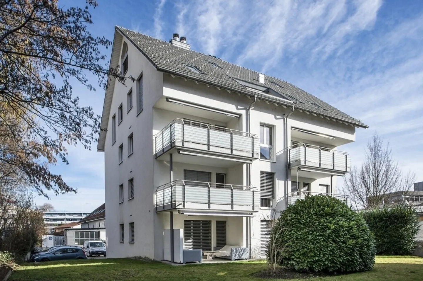 Maisonette Apartment - Living peripherally and urbanly near Zurich - Photo 1 of 8