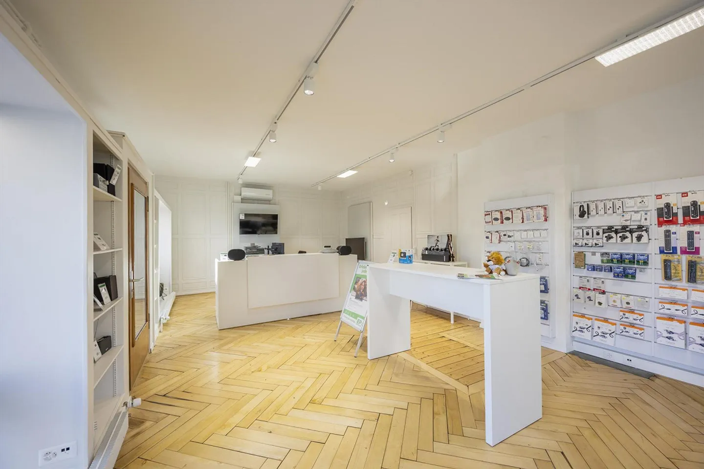 Centrally located commercial space in Amriswil - Photo 4 of 4