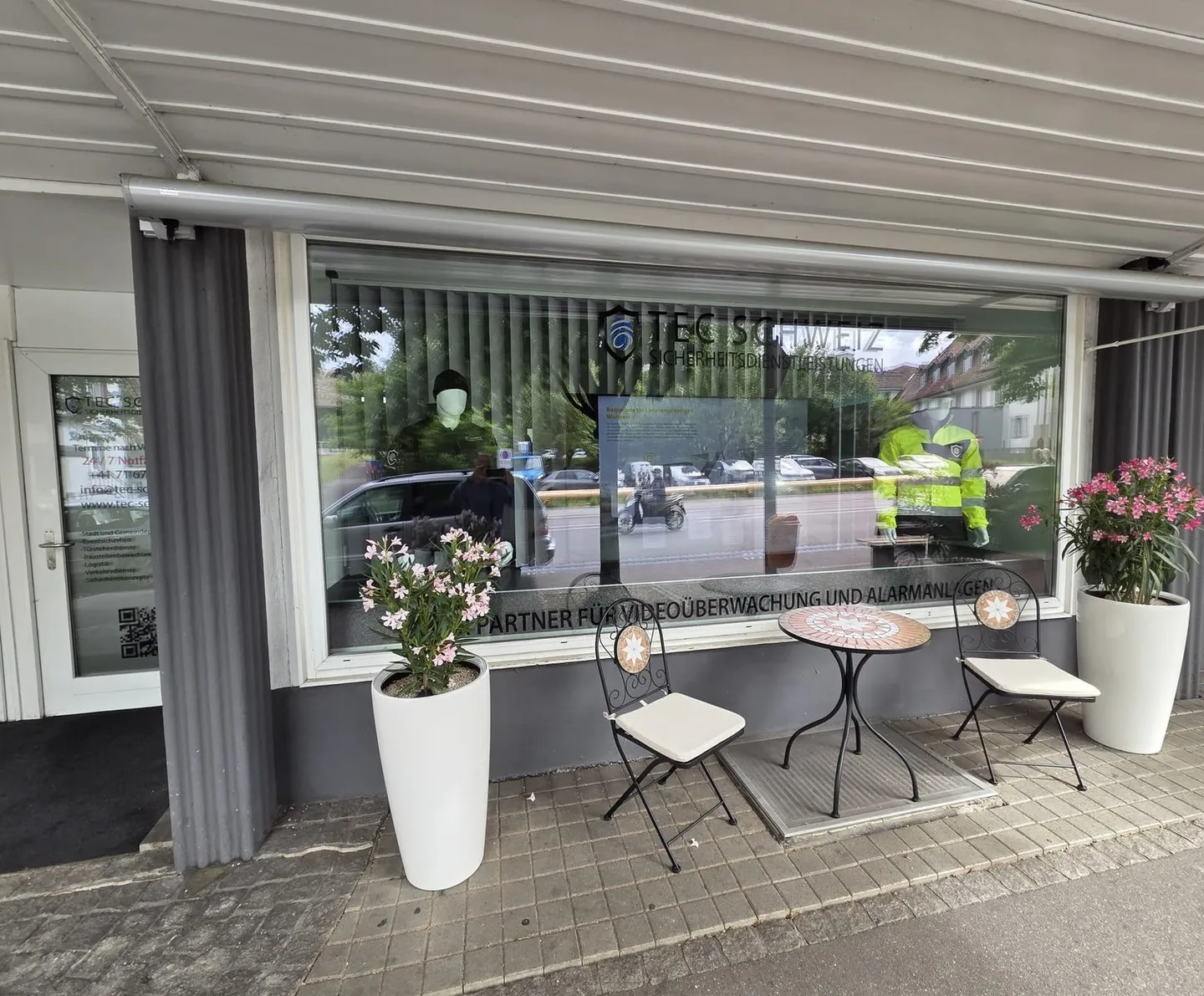 Modernes Büro an der Löwenstrasse in Kreuzlingen – sofort verfügbar - Foto 1 di 6