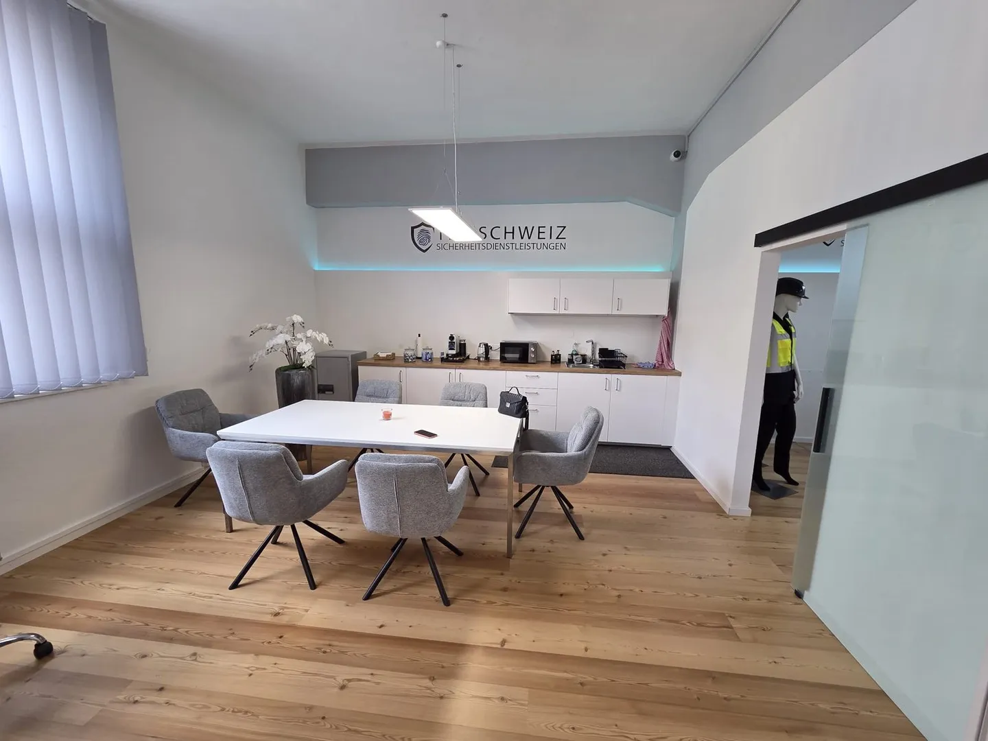 Modernes Büro an der Löwenstrasse in Kreuzlingen – sofort verfügbar - Foto 5 di 6