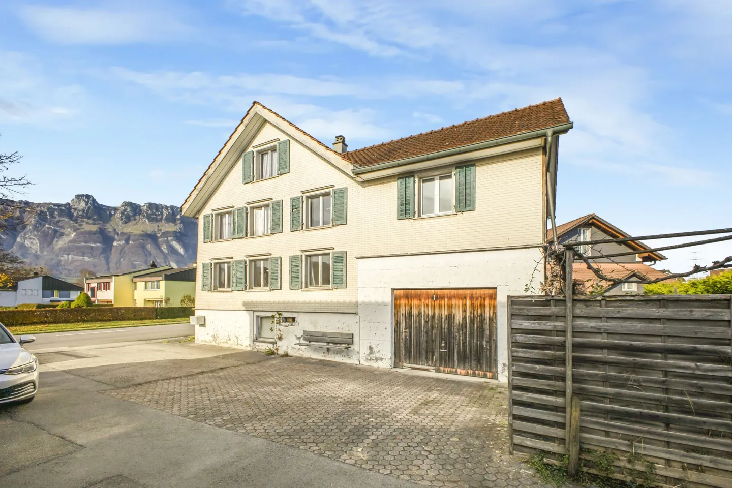 Grosszügiges 8.5-Zimmer-Einfamilienhaus mit viel Platz für die ganze Familie in Haag - Foto 5 von 25