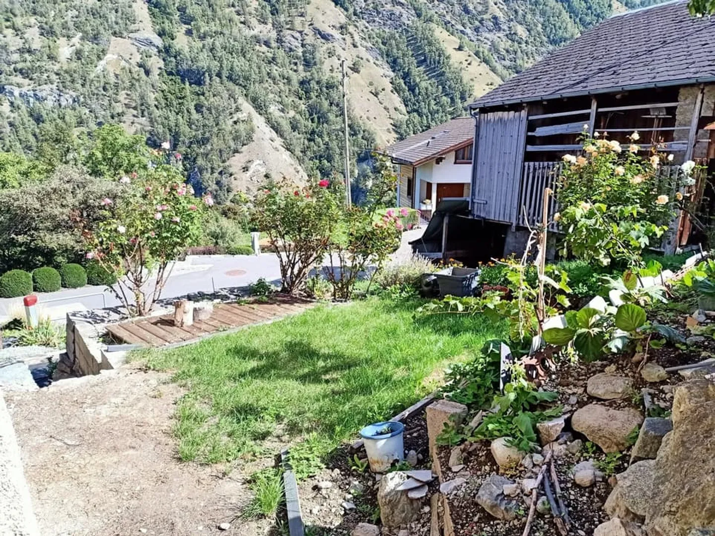 Appartement dans maison historique avec vue imprenable - Photo 10 sur 11