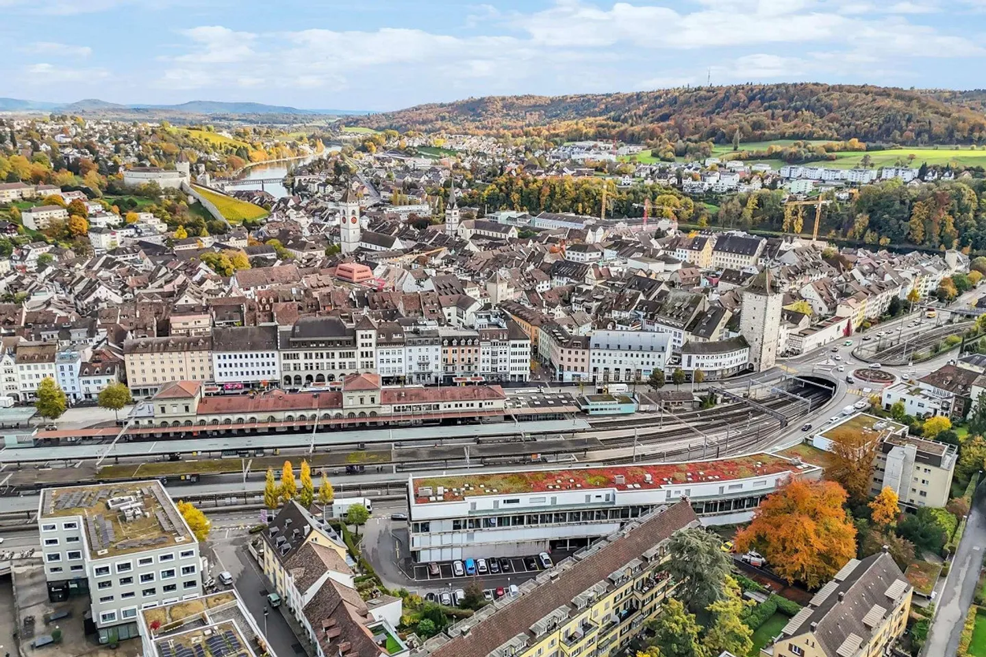 Top developed office/commercial spaces directly at Schaffhausen train station - Photo 17 of 18