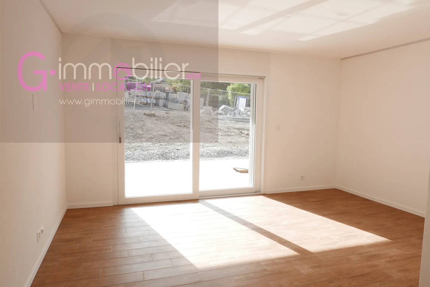 Duplex moderne avec jardin privé - Photo 6 sur 12