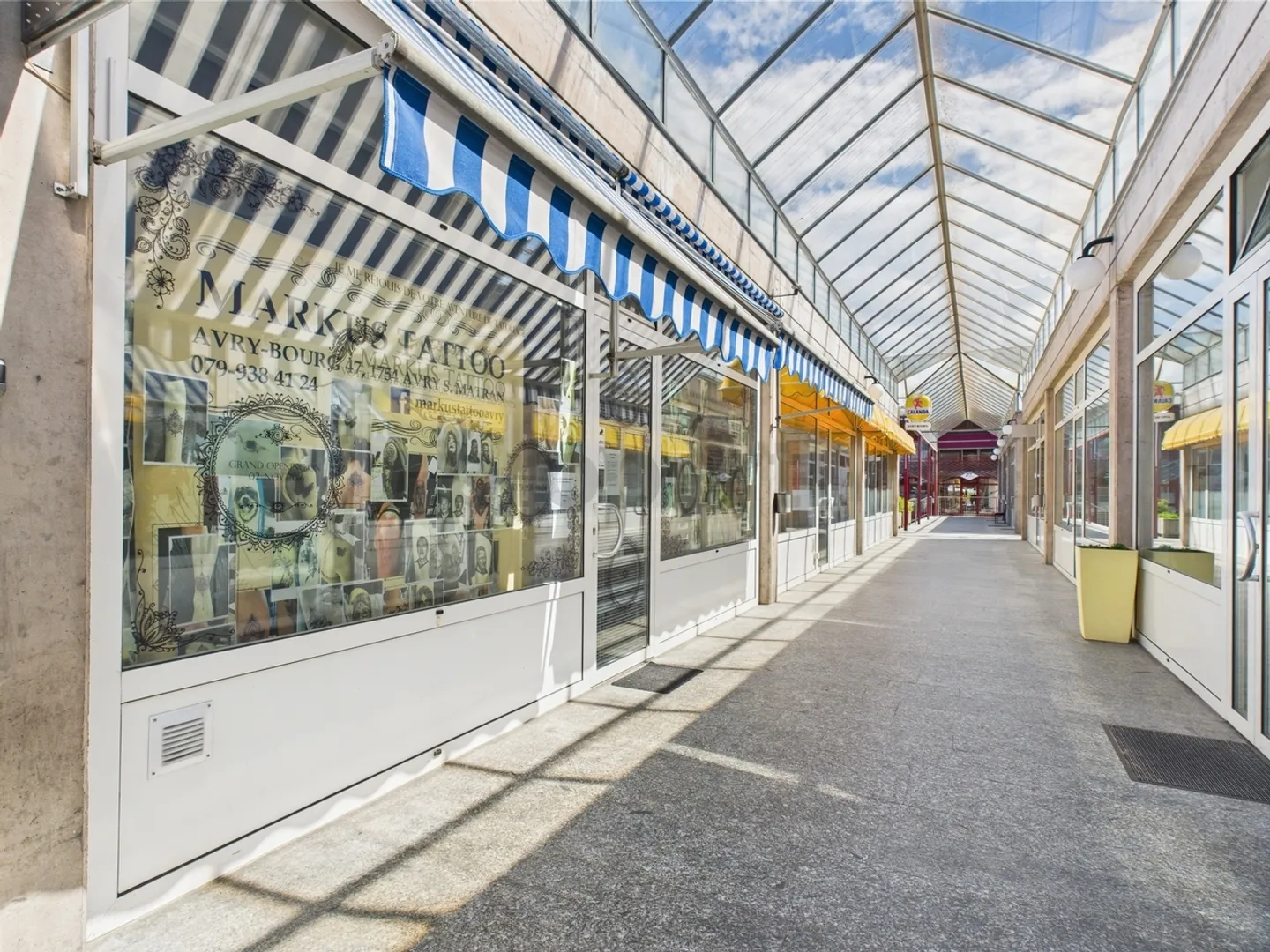 Surface commerciale avec deux locaux - Photo 10 sur 12