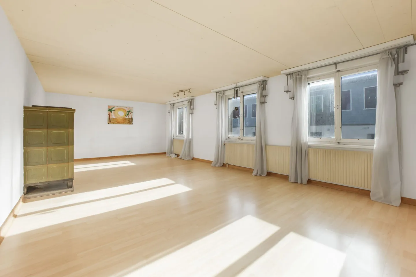 Grosszügiges 8.5-Zimmer-Einfamilienhaus mit viel Platz für die ganze Familie in Haag - Foto 9 von 25