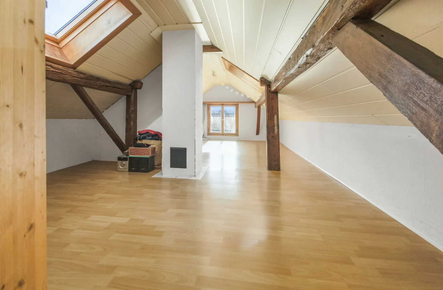 Grosszügiges 8.5-Zimmer-Einfamilienhaus mit viel Platz für die ganze Familie in Haag - Foto 13 von 25