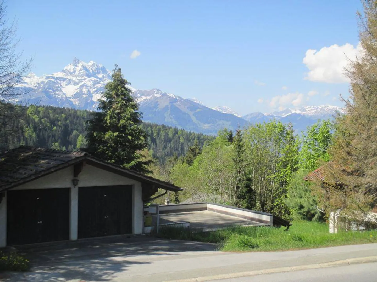 Chalet con 5 camere a Ollon VD - Foto 2 di 13