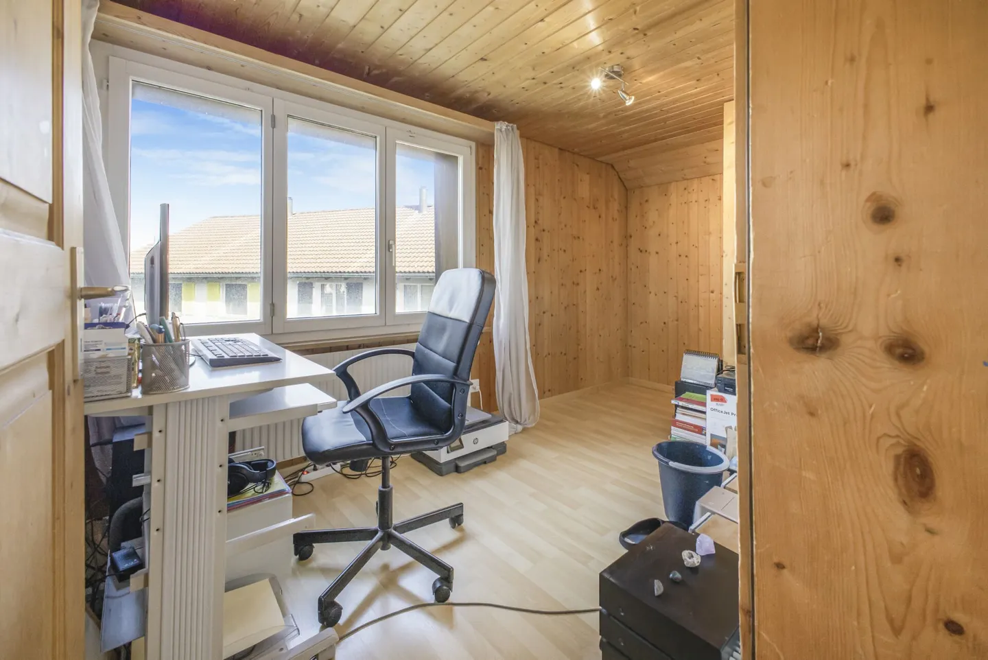 Grosszügiges 8.5-Zimmer-Einfamilienhaus mit viel Platz für die ganze Familie in Haag - Foto 18 von 25