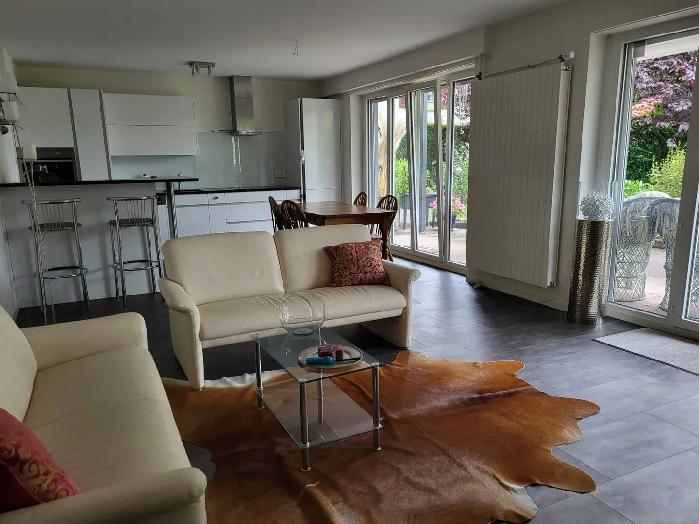 Proprietà affascinante con 8,5 stanze, terrazza e grande giardino - Foto 11 di 13