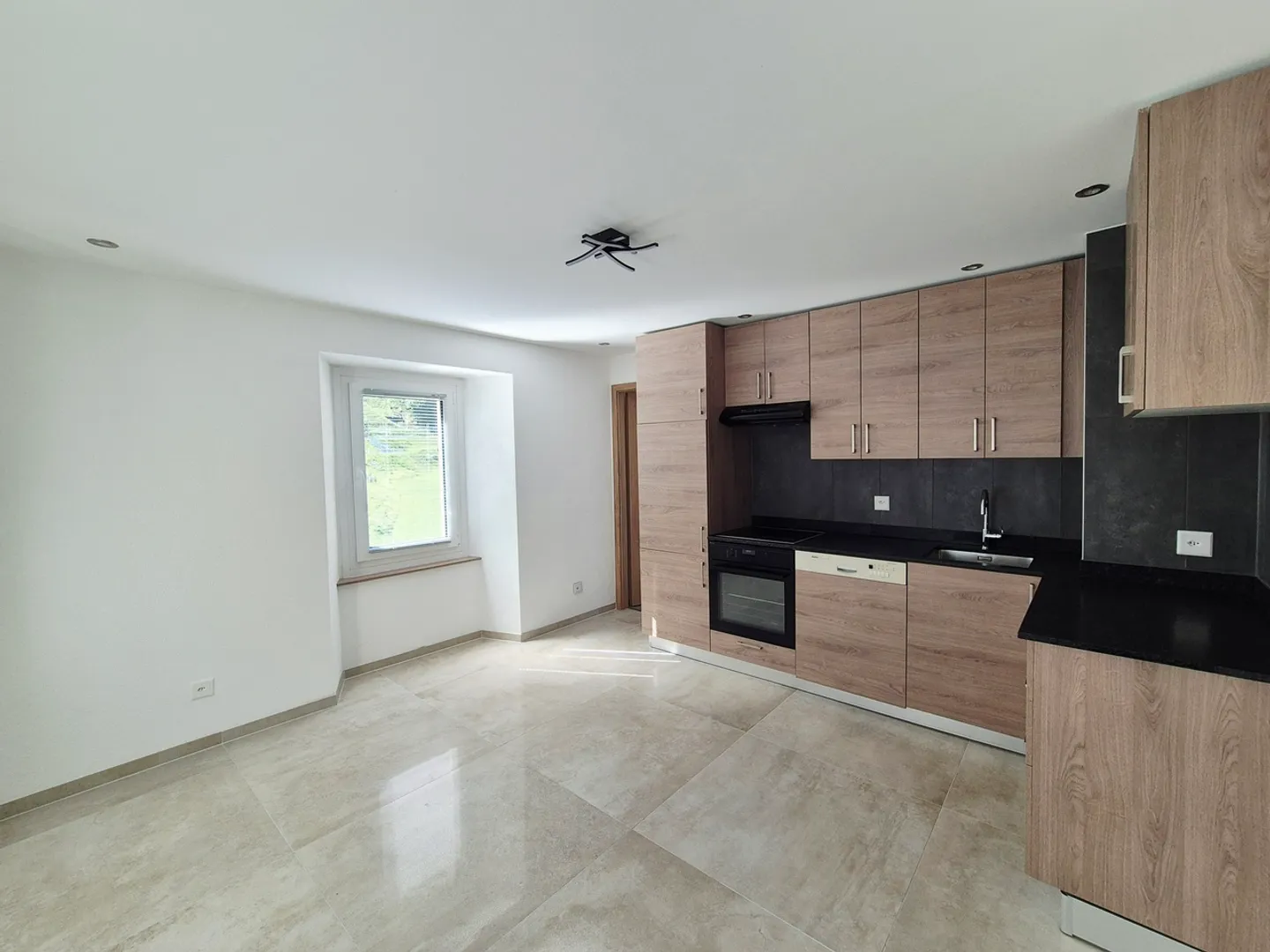 BROCFABRIQUE / 3 x 2 camere ristrutturate nel 2026 - Foto 1 di 4