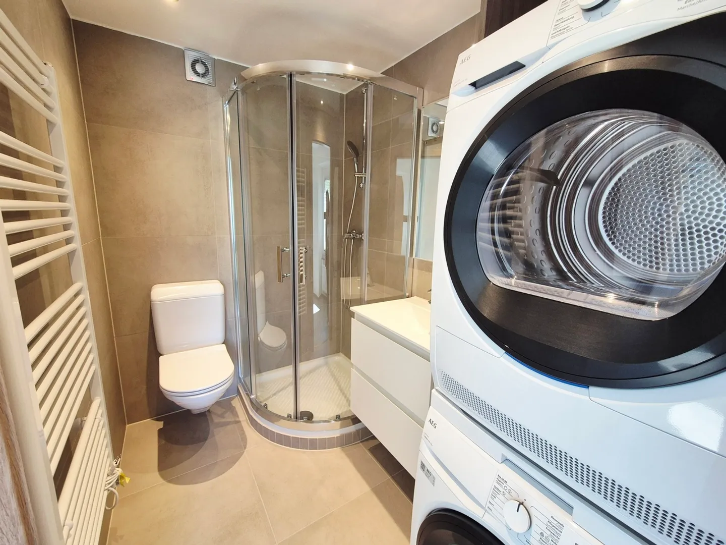 BROCFABRIQUE / 3 x 2 camere ristrutturate nel 2026 - Foto 2 di 4