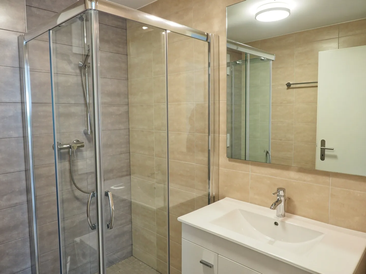 3,5 Zimmer im Erdgeschoss - Foto 6 von 9