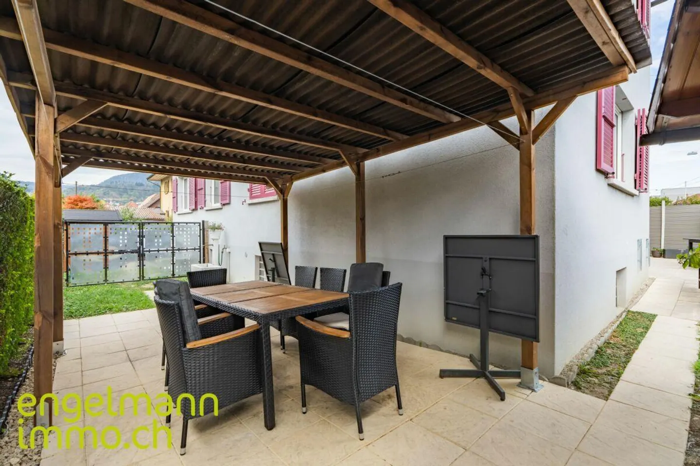 Immeuble Locatif Bien Entretenu - Photo 8 sur 13