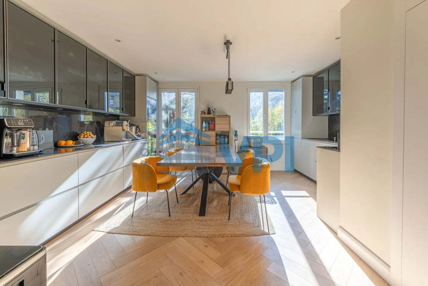 Wunderschön renoviertes Dachgeschoss-Duplex - Foto 2 von 13