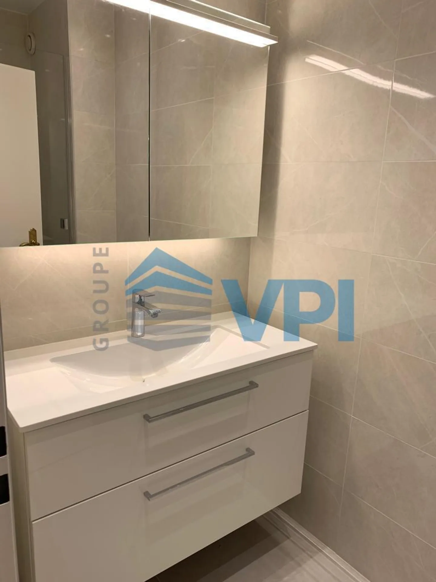 4.5 p on the 4th floor for rent at Gradelle - Photo 18 of 26