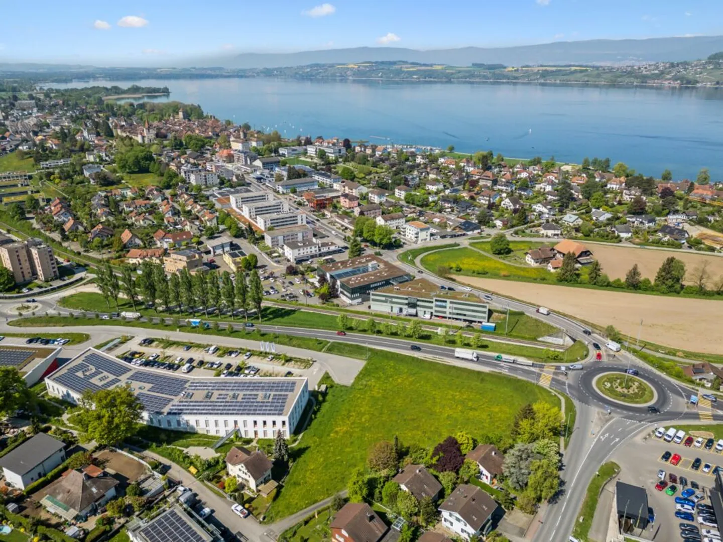 Spacious Commercial Land in Murten - Photo 2 of 10
